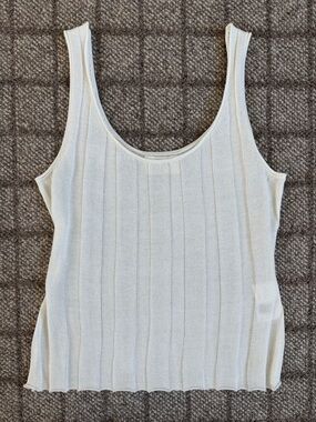 NWOT Women’s Dissh Eden Off Whiite Scoop Tank Size S
